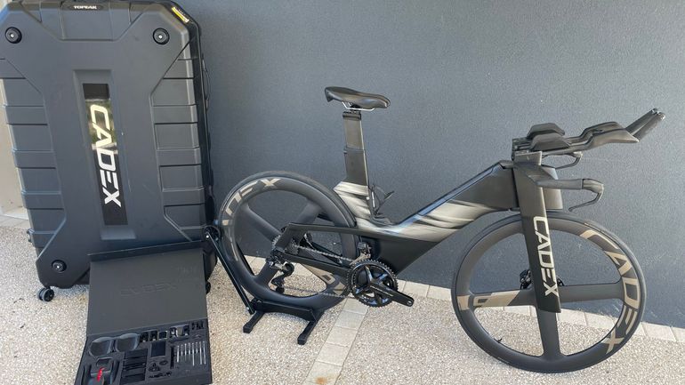 Used Cadex Custom Shimano Dura Ace Di2 2024 Road & Gravel, Light Gray — image 5 of 16