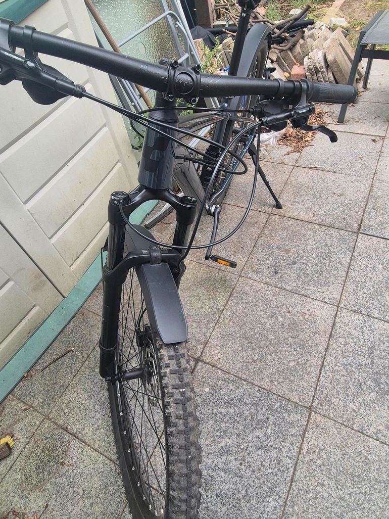 Used CUBE ATTENTION, SL 2022 2022 Mountainbike, Black, 27.5, 29 — image 3 of 6