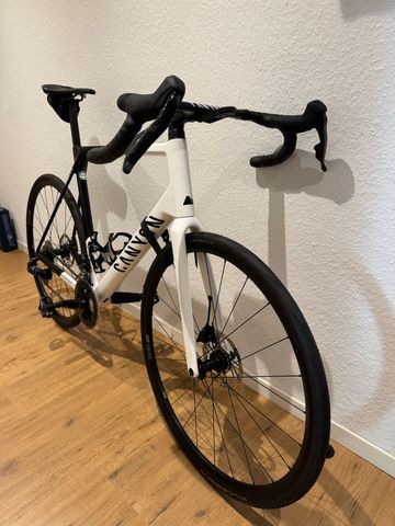 Brugt Canyon Ultimate CF SL 7 AXS 2023 2023 Road & Gravel — billede 2 af 7