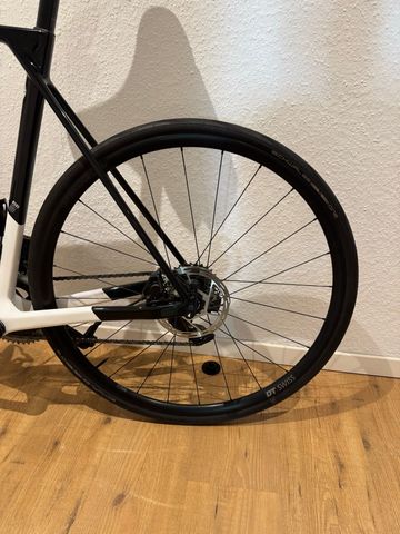 Brugt Canyon Ultimate CF SL 7 AXS 2023 2023 Road & Gravel — billede 6 af 7