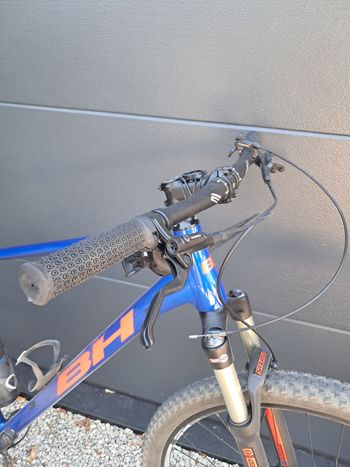 BH Bikes MTB Expert 4.0 2021 Mountainbike usato, Blu — immagine 6 di 7