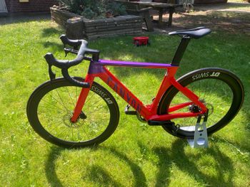 Brugt Canyon Aeroad CF SLX 7 eTap 2023 2023 Road & Gravel — billede 2 af 10