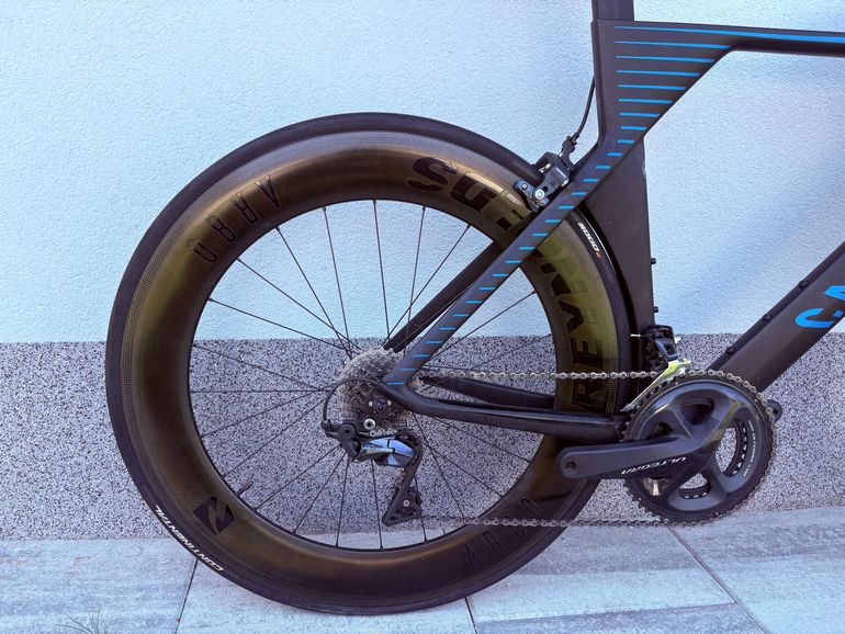 Käytetty Canyon Speedmax CF 8.0 2021 2021 Road & Gravel — kuva 5 / 6