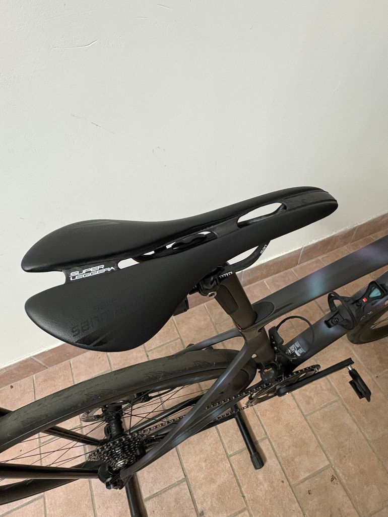 Used Scott Addict 10 2025 2025 Road & Gravel, Black — image 7 of 14