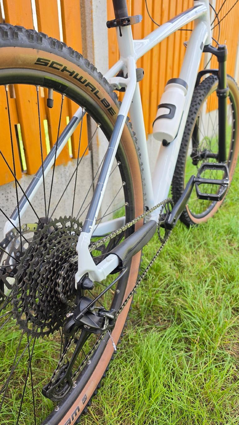 Gebrauchtes CUBE ACID 2022 2022 Mountainbike, Weiß, 27.5, 29 — Bild 3 von 3
