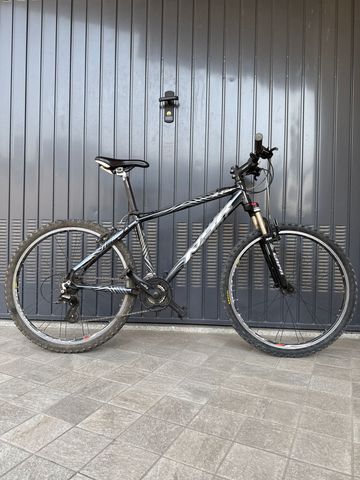 Used Nsr Custom Shimano Altus 2000 MTB