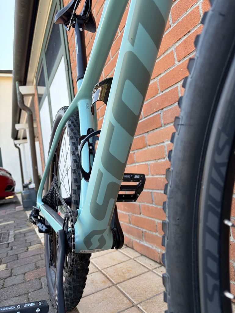 Scott Contessa Scale 930 2021 2021 Mountainbike usato, Blu — immagine 11 di 19
