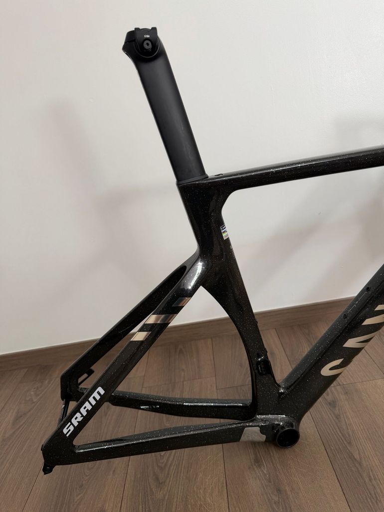 Gebrauchtes Canyon Aeroad CFR AXS 2025 Frameset 2025 Road & Gravel, Schwarz — Bild 6 von 12