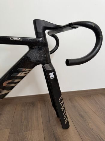 Gebrauchtes Canyon Aeroad CFR AXS 2025 Frameset 2025 Road & Gravel, Schwarz — Bild 7 von 12