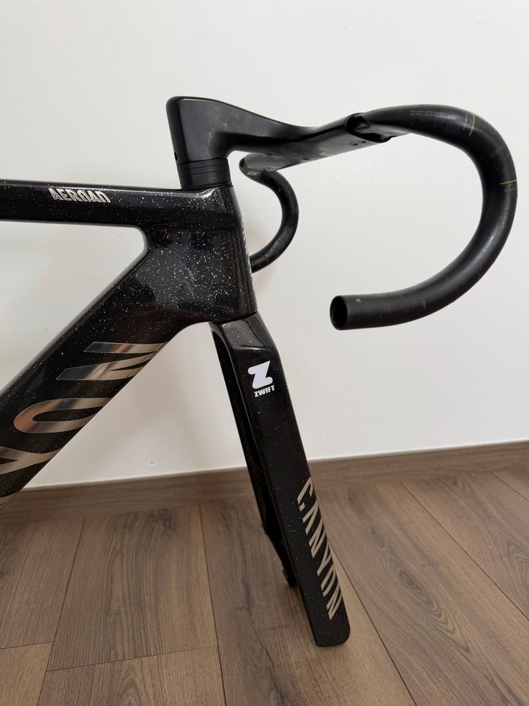 Gebrauchtes Canyon Aeroad CFR AXS 2025 Frameset 2025 Road & Gravel, Schwarz — Bild 7 von 12