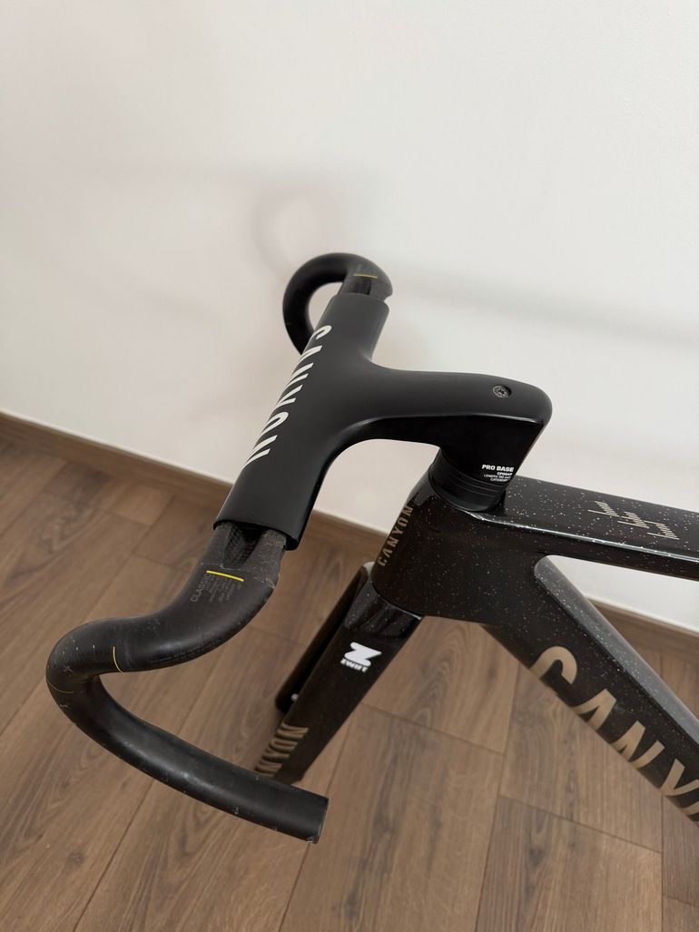 Gebrauchtes Canyon Aeroad CFR AXS 2025 Frameset 2025 Road & Gravel, Schwarz — Bild 4 von 12