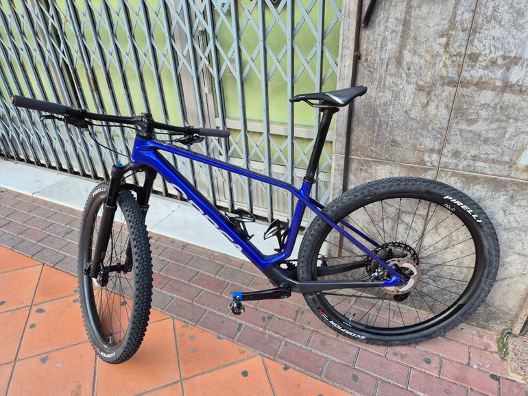 Orbea ALMA M20 2025 2025 Mountainbike usato, Blu — immagine 6 di 6