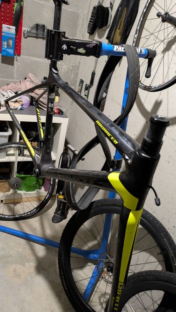 Używany Giant TCR Advanced Pro 1 2017 Frameset 2017 Road & Gravel — zdjęcie 1 z 3