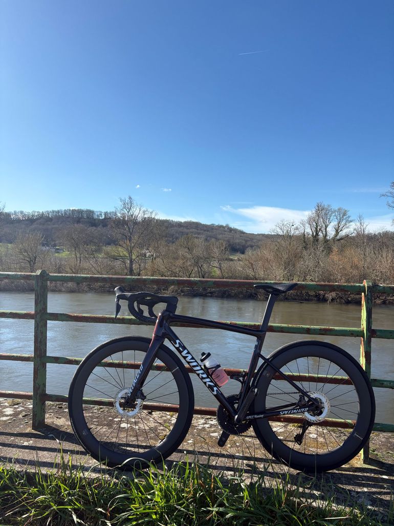 Used Sworks Custom Shimano Ultegra Di2 2025 Road & Gravel, Red — image 2 of 3