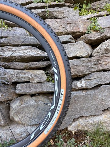 Specialized Epic Hardtail Expert 2023 2023 Mountainbike de segunda mano, Negro — imagen 5 de 10