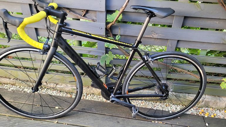 Canyon Endurace AL 8.0 2019 2019 Road & Gravel usato, Nero — immagine 2 di 13
