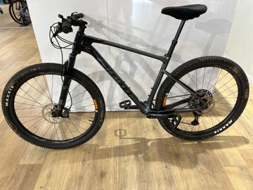 Used Giant XTC Advanced 29 1 2022 2022 Mountainbike, Black, 29 — image 2 of 3