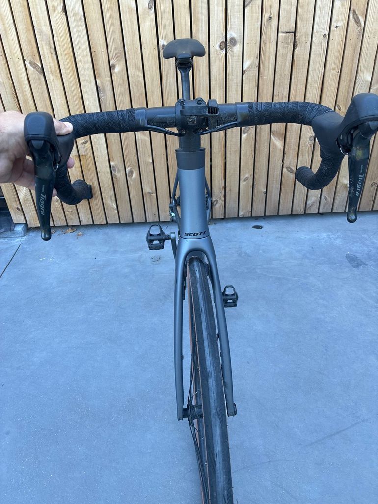 Tweedehands Scott Addict 40 2023 2023 Road & Gravel — afbeelding 5 van 7