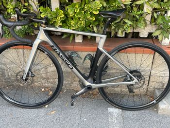 Używany Basso Diamante SRAM Force eTap AXS 2023 Road & Gravel — zdjęcie 2 z 4