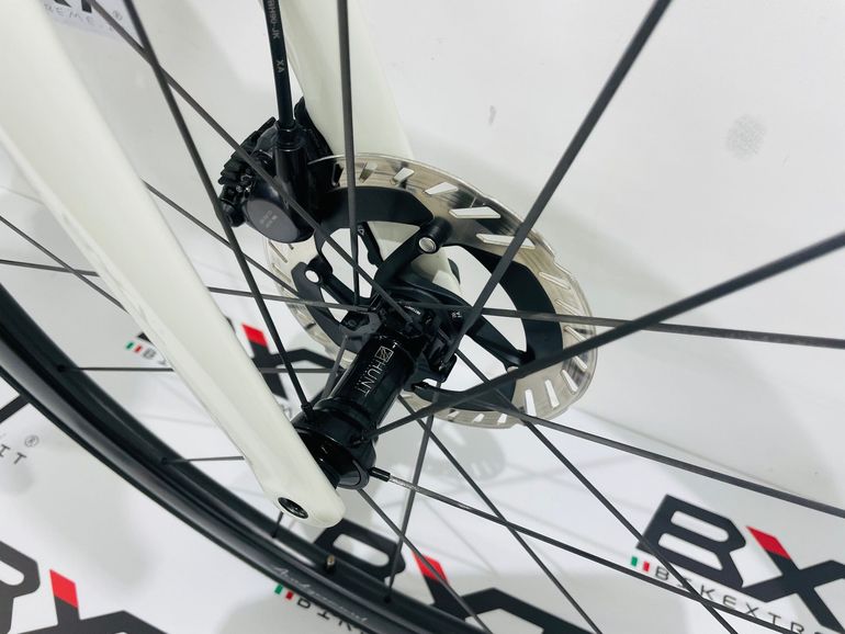 Lapierre Xelius DRS 8.0 2025 2025 Road & Gravel usato, Bianco — immagine 4 di 5