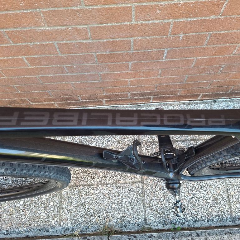 Trek Procaliber 9.8 2023 2023 Mountainbike de segunda mano, Negro — imagen 4 de 12