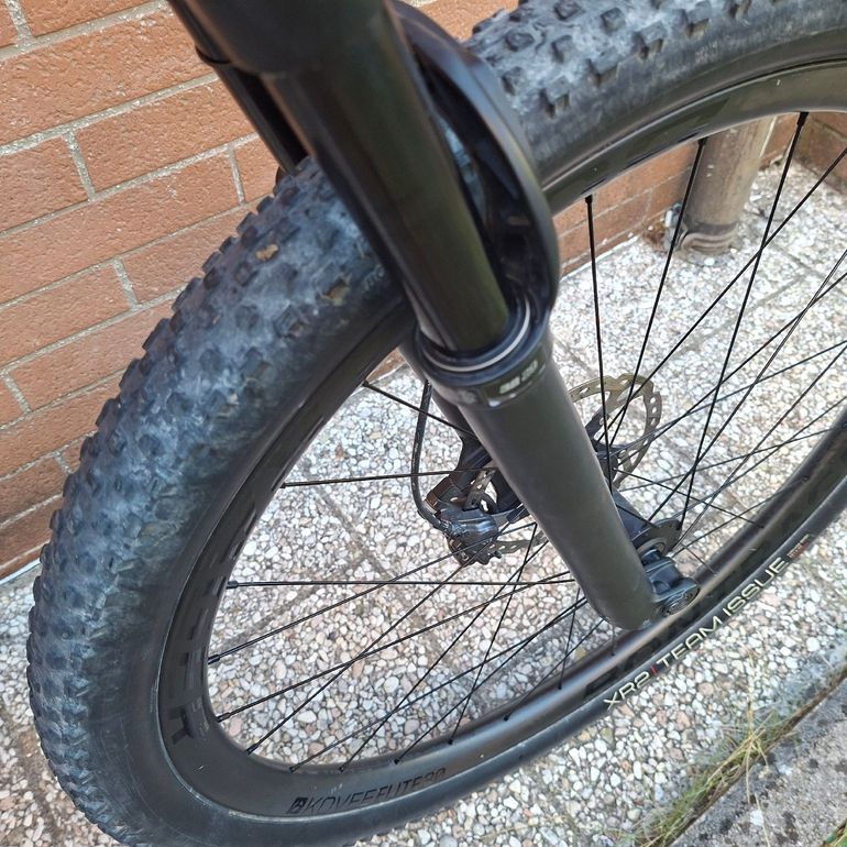 Trek Procaliber 9.8 2023 2023 Mountainbike de segunda mano, Negro — imagen 10 de 12