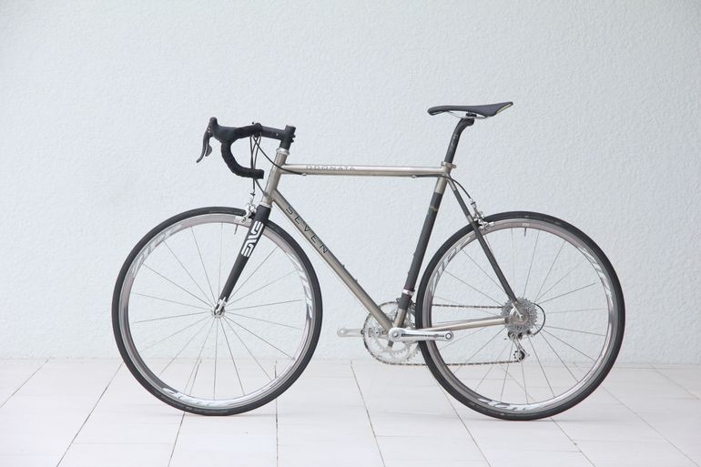 Used Seven Cycles Odonata 2001 Road & Gravel, Light Gray — image 32 of 37