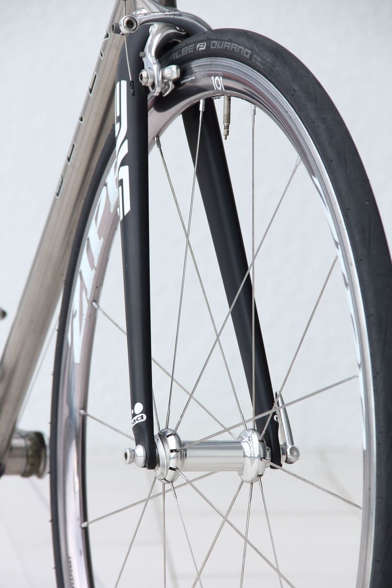 Used Seven Cycles Odonata 2001 Road & Gravel, Light Gray — image 22 of 37