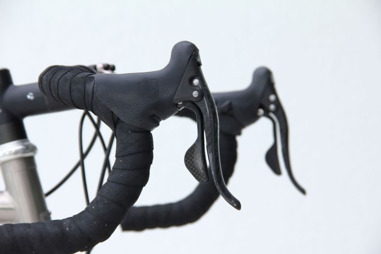 Used Seven Cycles Odonata 2001 Road & Gravel, Light Gray — image 11 of 37