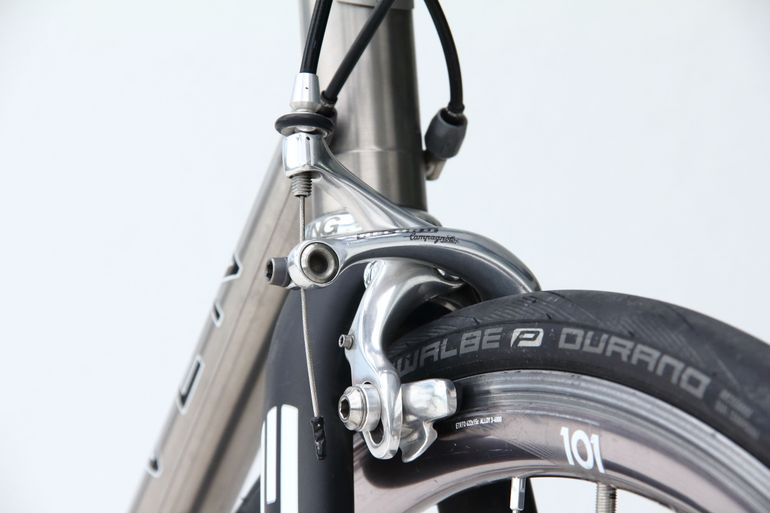 Used Seven Cycles Odonata 2001 Road & Gravel, Light Gray — image 23 of 37