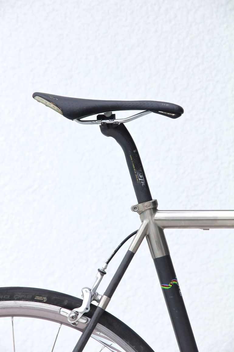 Used Seven Cycles Odonata 2001 Road & Gravel, Light Gray — image 4 of 37