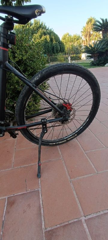 Used ROCKRIDER mtb rockraider btwin 520 2020 Mountainbike, Black — image 3 of 11