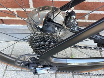 Used Canyon Aeroad Shimano Ultegra 2021 Road & Gravel, Black — image 9 of 11