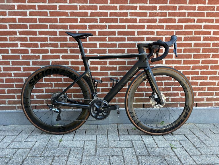 Used Canyon Aeroad Shimano Ultegra 2021 Road & Gravel, Black — image 2 of 11