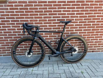 Used Canyon Aeroad Shimano Ultegra 2021 Road & Gravel, Black — image 5 of 11