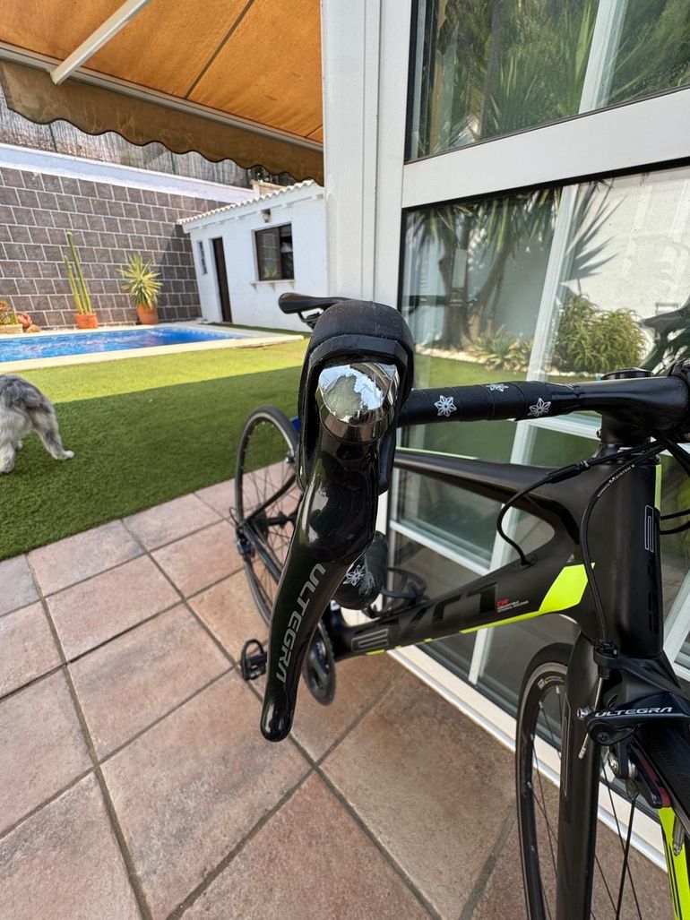 Używany BH Evo Carbon 2018 carretera. Talla MD Shimano Ultegra 2018 Road & Gravel — zdjęcie 3 z 16