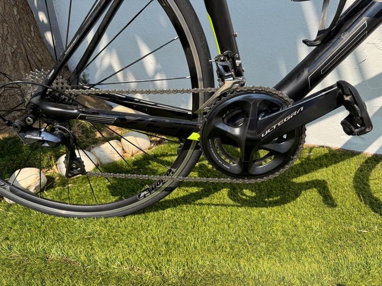 Używany BH Evo Carbon 2018 carretera. Talla MD Shimano Ultegra 2018 Road & Gravel — zdjęcie 10 z 16