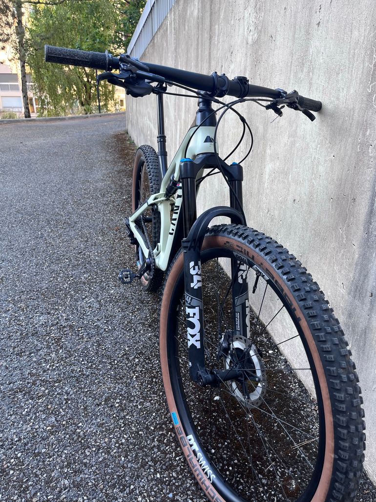 Used Canyon Neuron CF 9 2022 2022 Mountainbike, Green, 27.5, 29 — image 9 of 12