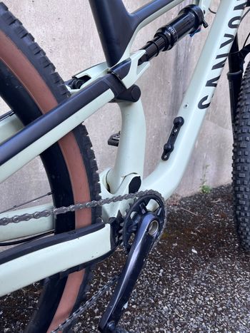 Used Canyon Neuron CF 9 2022 2022 Mountainbike, Green, 27.5, 29 — image 11 of 12