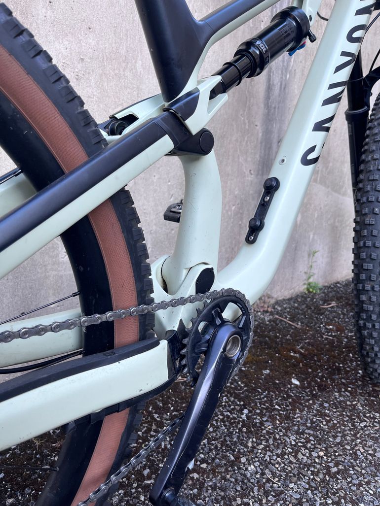 Used Canyon Neuron CF 9 2022 2022 Mountainbike, Green, 27.5, 29 — image 11 of 12
