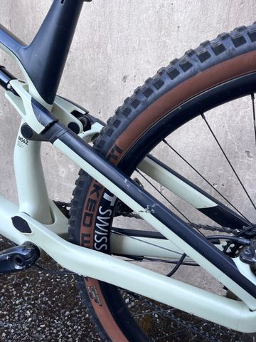 Used Canyon Neuron CF 9 2022 2022 Mountainbike, Green, 27.5, 29 — image 6 of 12