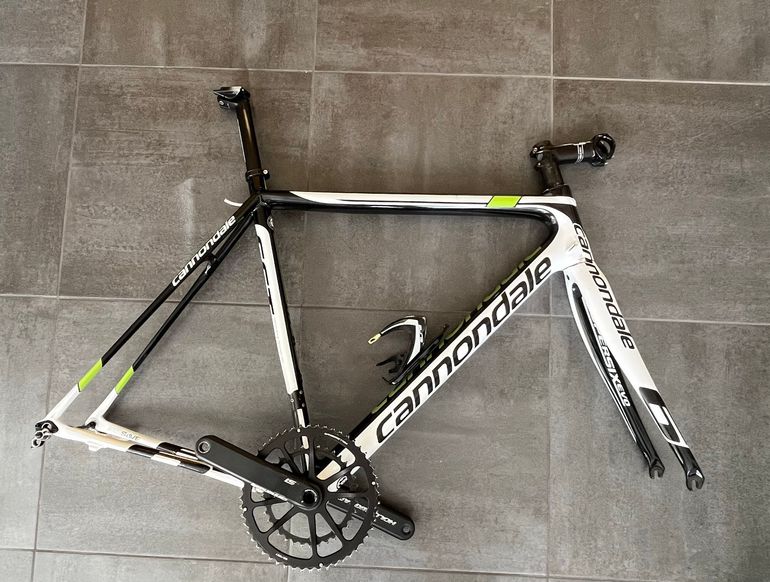 Käytetty Cannondale Frameset 2015 2015 Road & Gravel — kuva 1 / 9