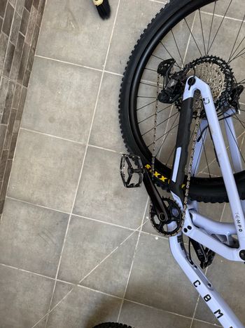 Brugt Commencal T.E.M.P.O. T-TYPE UNIQUE 2024 2024 Mountainbike — billede 6 af 6