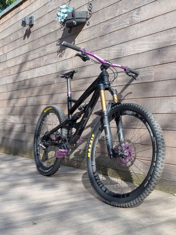 Used YT Capra CF pro race 2016 Mountainbike, Black — image 4 of 8
