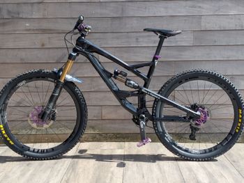 Used YT Capra CF pro race 2016 Mountainbike, Black — image 2 of 8