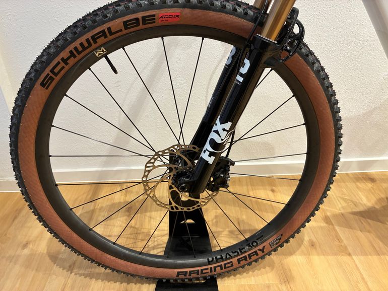 Brugt CUBE PHENIX C:68X, SLT 2025 2025 Mountainbike — billede 2 af 16
