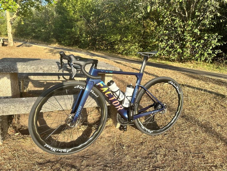 Factor OSTRO VAM - Shimano Dura-Ace 2025