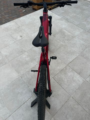 Używany KTM MACINA KAPOHO 7973 2022 2022 Mountainbike — zdjęcie 7 z 10