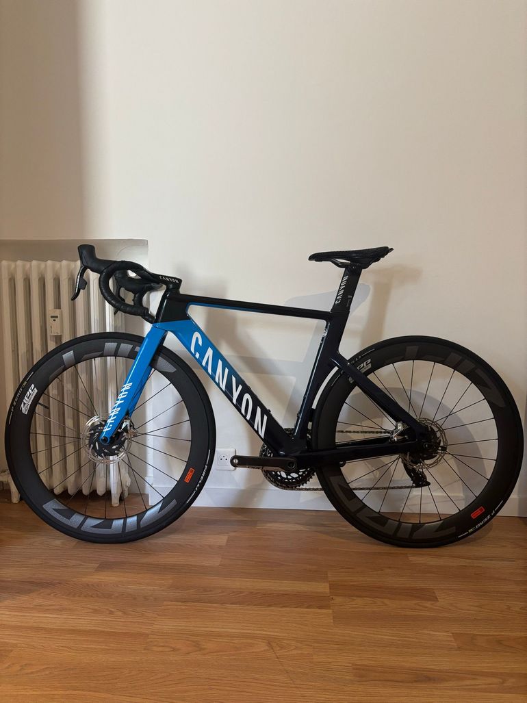 Canyon Aeroad SRAM Red 2021 Road & Gravel usato, Blu — immagine 2 di 7