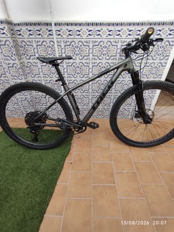 Używany Trek Procaliber 9.8 SL 2019 2019 Mountainbike — zdjęcie 6 z 10